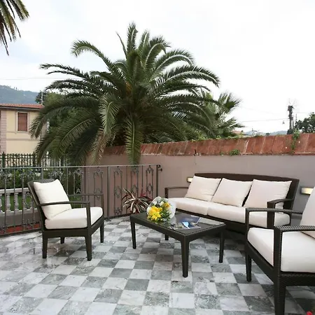 Corte Lotti Bed & Breakfast Pietrasanta