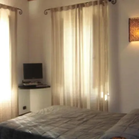 Corte Lotti Bed & Breakfast *